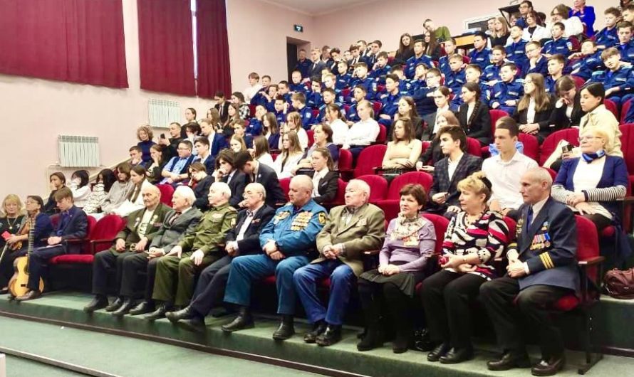 Ученики и преподаватели школы приняли участие в мероприятии, посвященном Международному дню памяти жертв Холокоста
