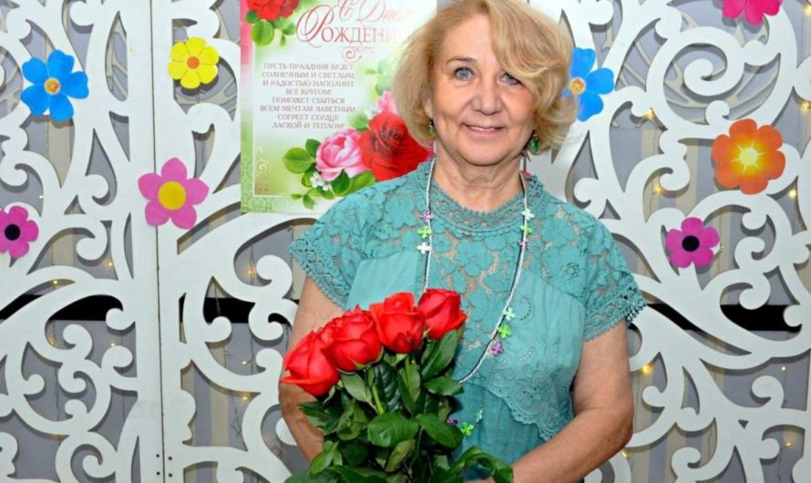 Поздравляем с юбилеем преподавателя по классу фортепиано Удину Нину Ремовну