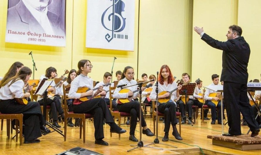 22 октября в Большом зале Чебоксарского музыкального училища им. Ф.П. Павлова прошел Всероссийский фестиваль инструментальных ансамблей образовательных организаций общего и дополнительного образования в рамках социального проекта «Музицирование для всех»