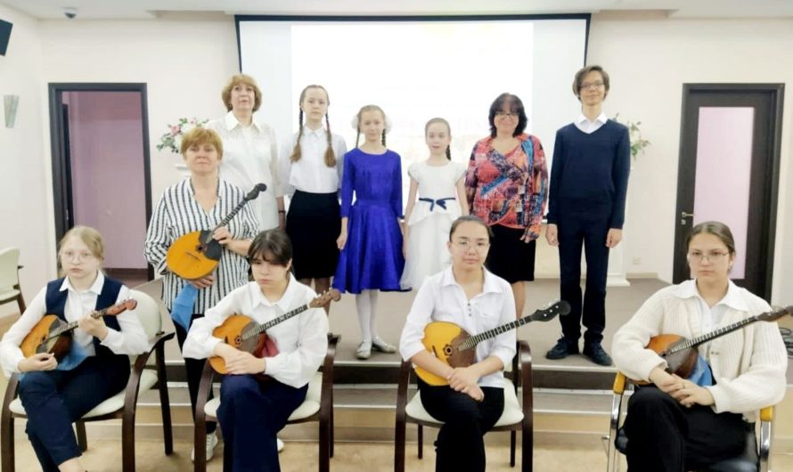 В Национальной библиотеке прошел фестиваль литературы и искусств «Детства яркая страна»