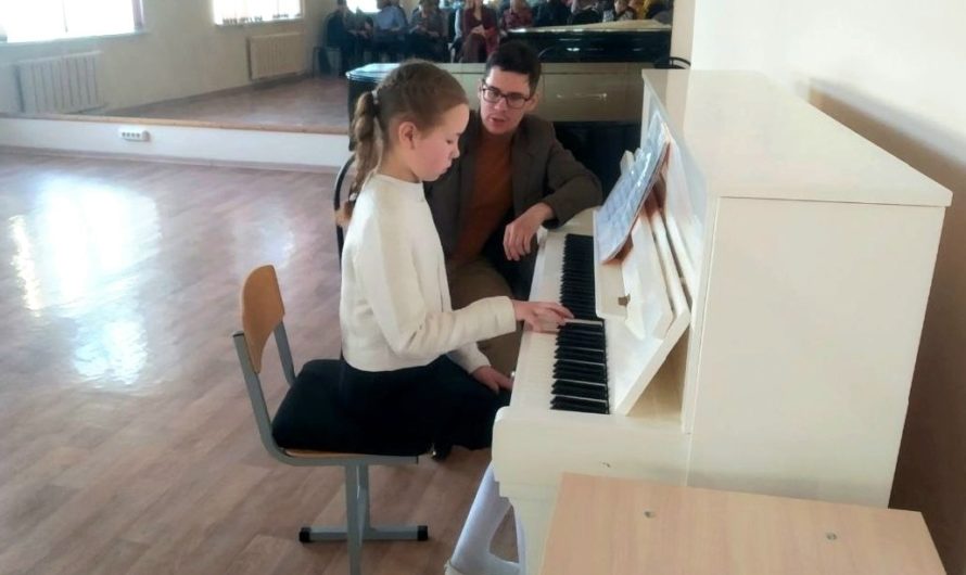 Преподаватели и учащиеся ЧДМШ №5 им. Ф.М.Лукина приняли участие в мероприятиях для преподавателей фортепиано