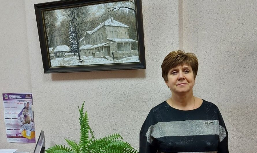 Поздравляем с юбилеем преподавателя по классу домры Инну Александровну Жмакину