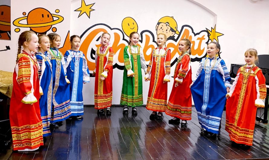 В Малом зале состоялось мероприятие, посвященное Дню отца